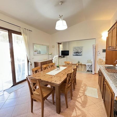 Casa Vacanze Con Piscina E Vista Mare Esclusiva Per Coppie E Famiglie, Relax E Tranquillita Tertenìa Екстериор снимка