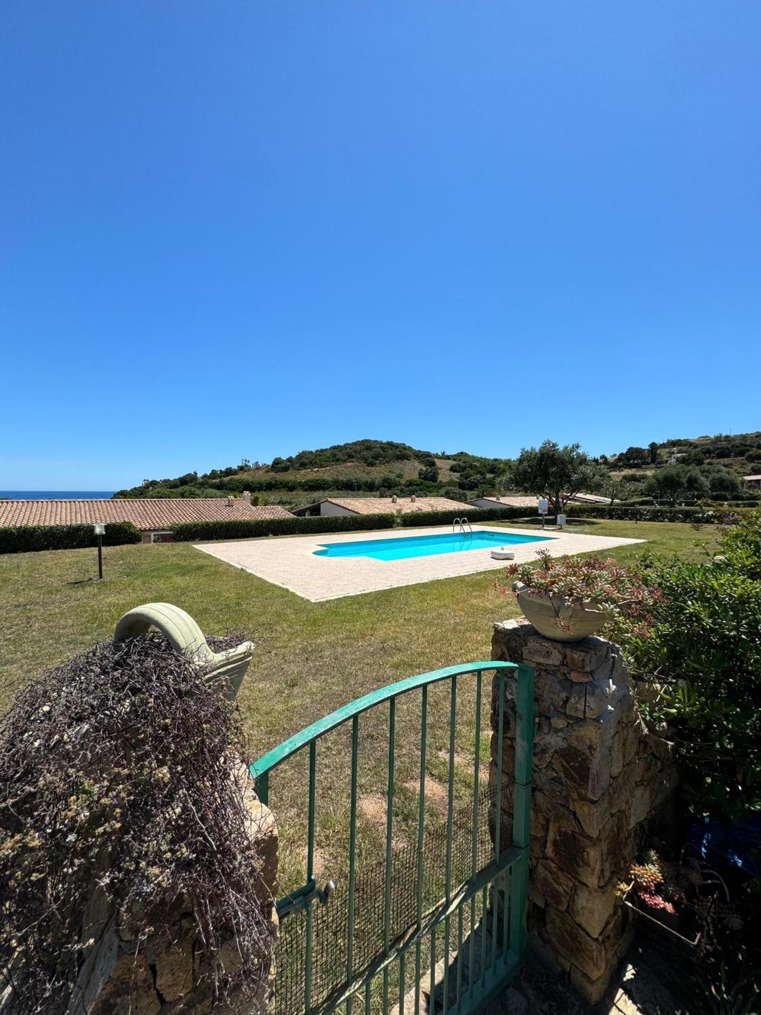 Casa Vacanze Con Piscina E Vista Mare Esclusiva Per Coppie E Famiglie, Relax E Tranquillita Tertenìa Екстериор снимка
