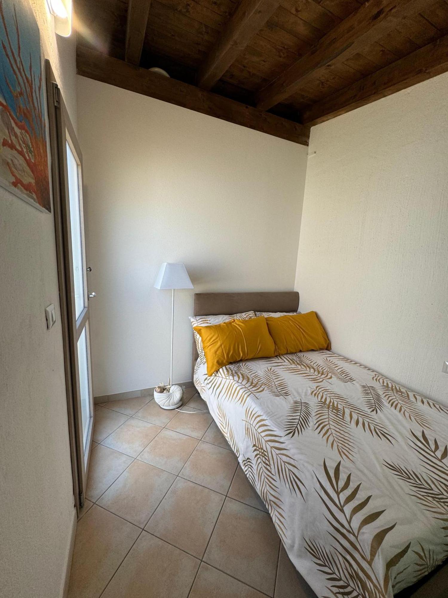 Casa Vacanze Con Piscina E Vista Mare Esclusiva Per Coppie E Famiglie, Relax E Tranquillita Tertenìa Екстериор снимка