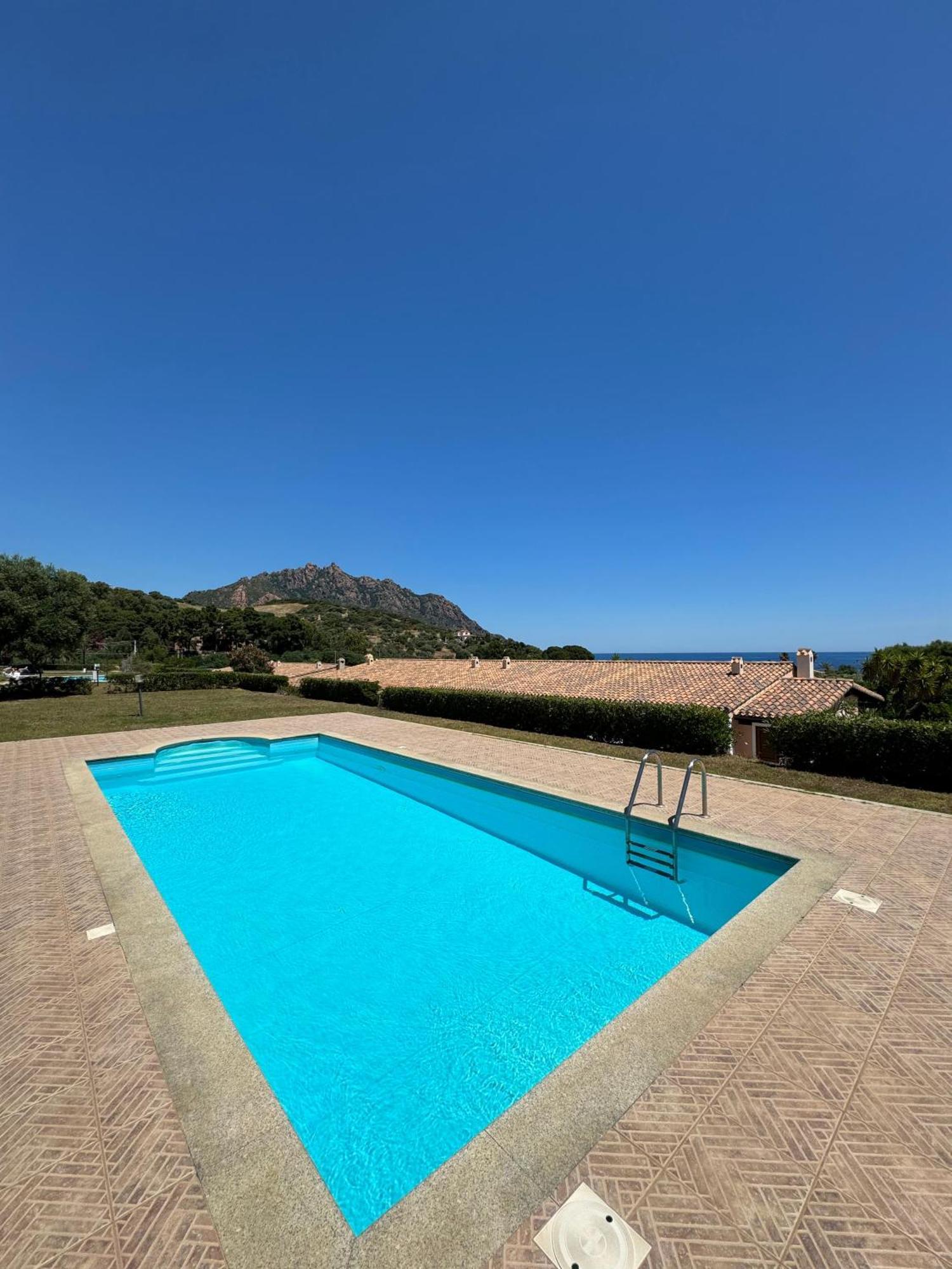Casa Vacanze Con Piscina E Vista Mare Esclusiva Per Coppie E Famiglie, Relax E Tranquillita Tertenìa Екстериор снимка
